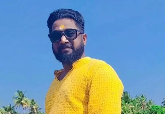 ''I am ahimsavadi,'' says BJP leader accused of threatening Rahul Gandhi